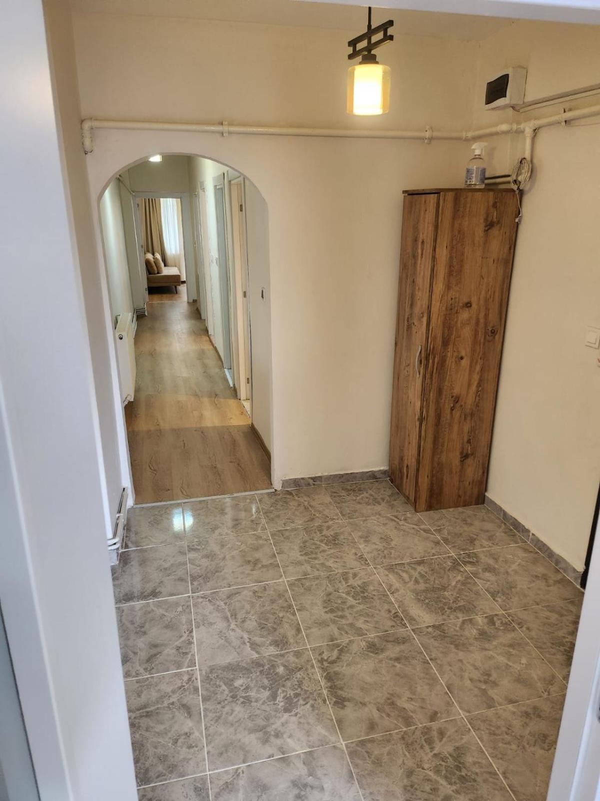 Appartement Kadikoy Merkezi Konumda *